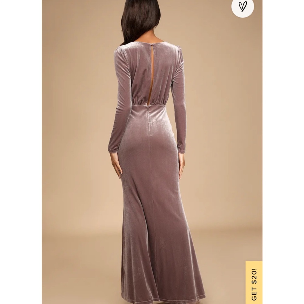 Always elegant dusty purple velvet dress, with long sleeves, maxi